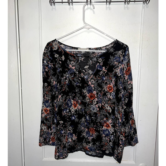 American Eagle floral keyhole flowy sleeve blouse size M - Picture 1 of 7
